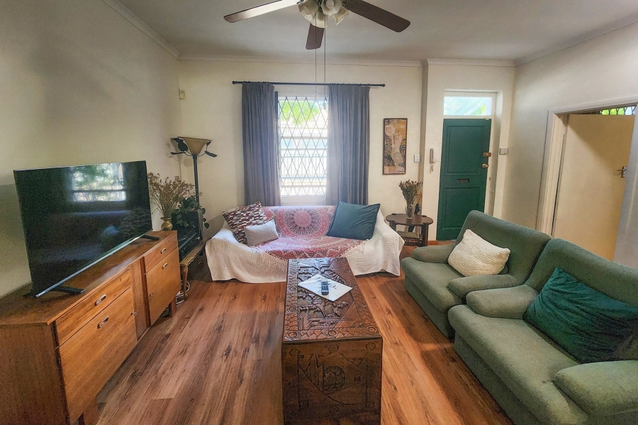 2 Bedroom Property for Sale in Harfield Village Western Cape